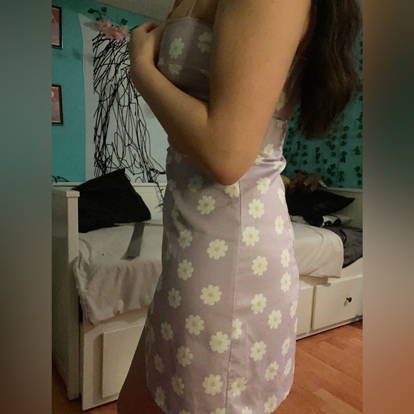 ❤️‍🔥3 / 30❤️‍🔥 Pretty Daisy Dress - Picture 7 of 16